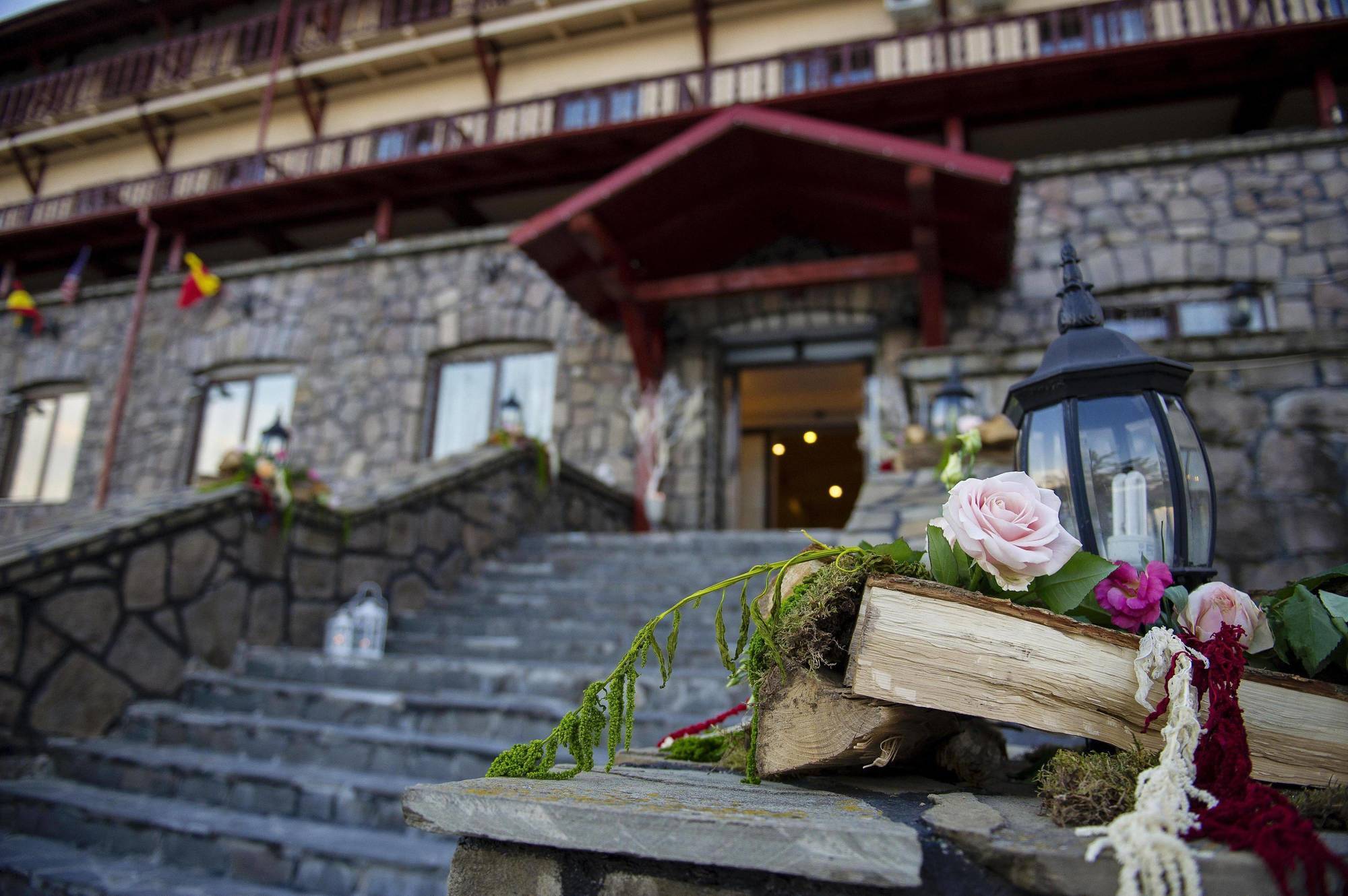 Hotel Rozmarin Predeal Bagian luar foto