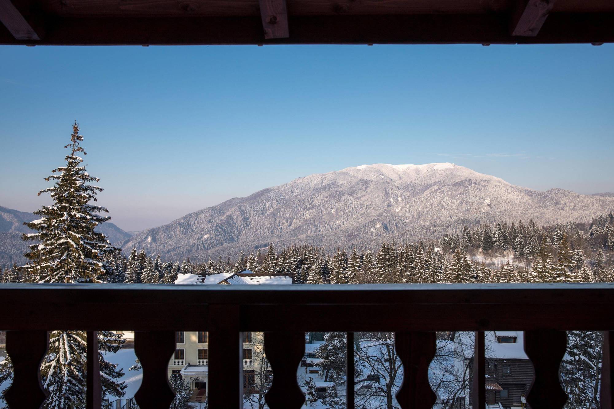 Hotel Rozmarin Predeal Bagian luar foto
