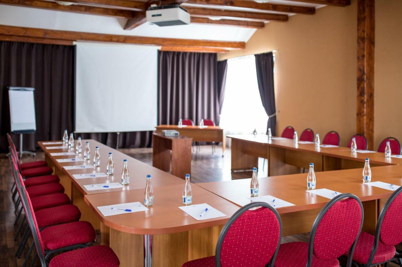 Hotel Rozmarin Predeal Bagian luar foto
